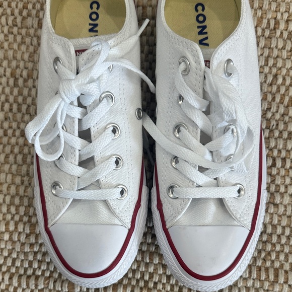 Converse Chuck Taylor White Canvas Sneakers with Red and Blue Accents - Picture 4 of 6